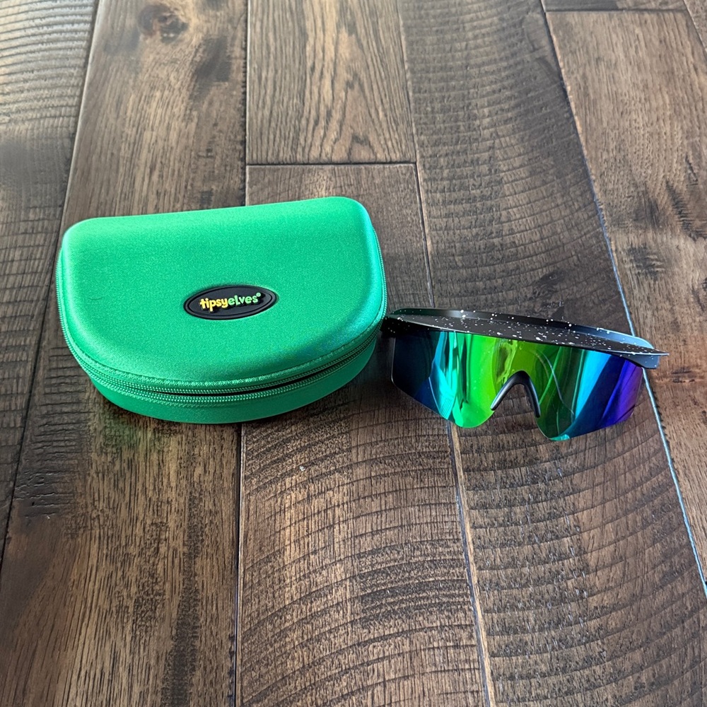 Tipsy Elves NEW Major Lazer Visor Sunglasses In Case